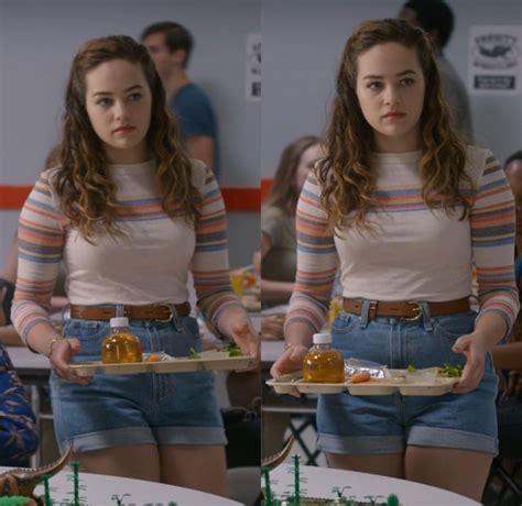 mary mouser sexe|Mary Mouser Sexy Scene in Mary Mouser Pierce The Veil